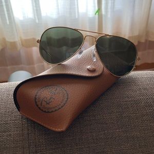 NWT Ray-Ban aviator classic sunglasses RB302 small